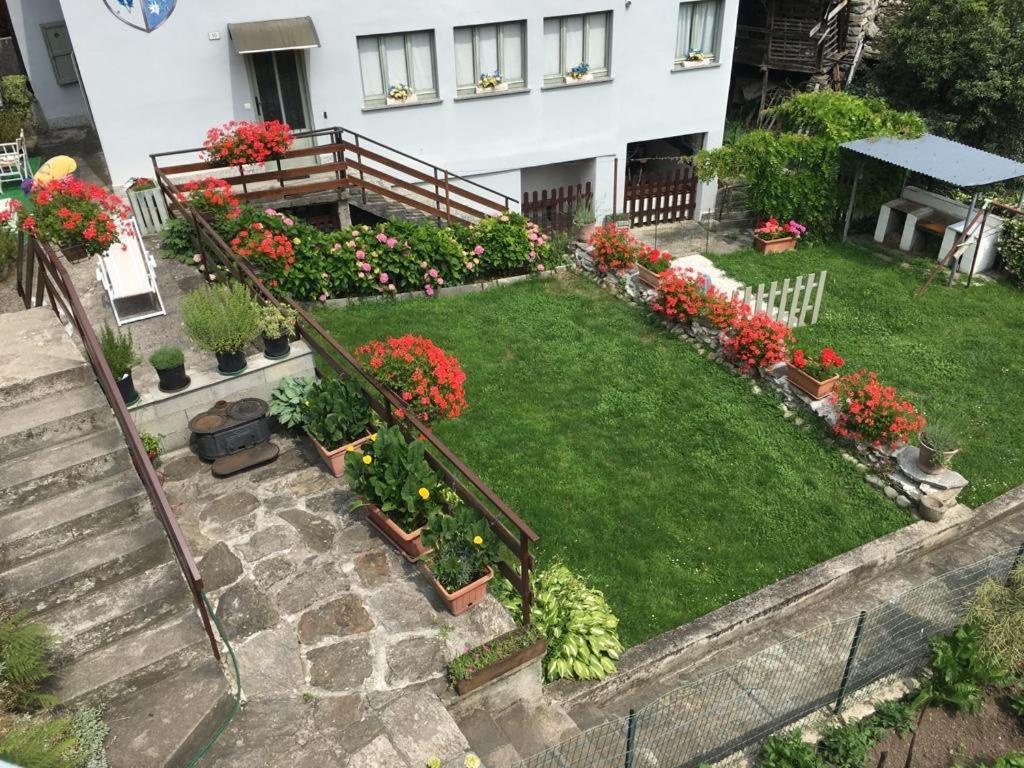 Casa Vacanza Pizzo Camino Calasca-Castiglione Buitenkant foto